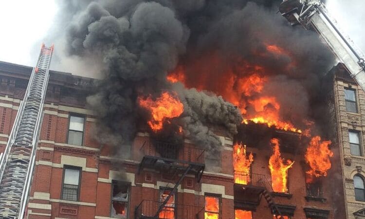 Assicurazione contro il rischio di incendio, scoppio e allagamento Assicurazione contro il rischio di incendio, scoppio e allagamento
