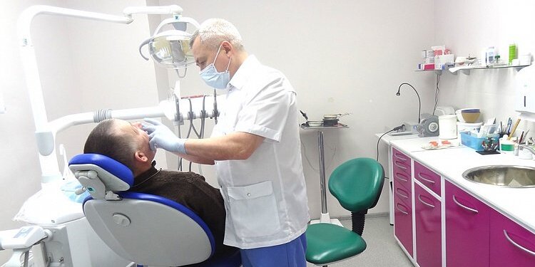 La scelta dello specialista dentale La scelta dello specialista dentale